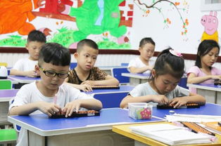 靜默綻放 繪畫(huà)培訓(xùn)的藝術(shù)與價(jià)值